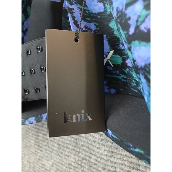 Knix Sports Bra Size 7 (36DD, 38DD, 36E) Catalyst Front Zip High Impact Wireless - Picture 6 of 11